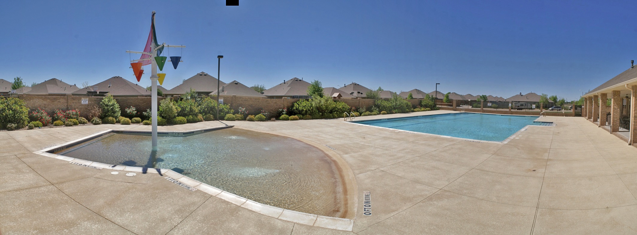 pool at heritage oaks clubhouse